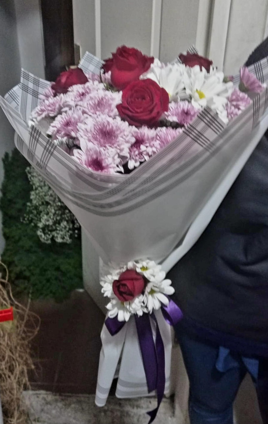 Güller ve Renkli Buket - Görsel 3