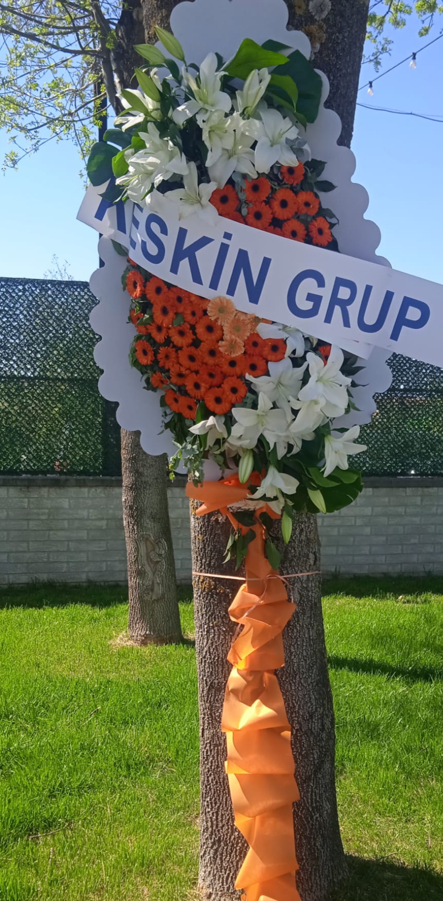 Lüx çelenk